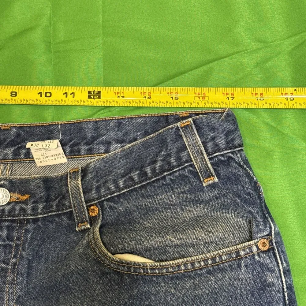 VTG Levis 505 Jeans Mens 38x32 Blue Denim Regular Fit Straight Leg Red Tab Y2K